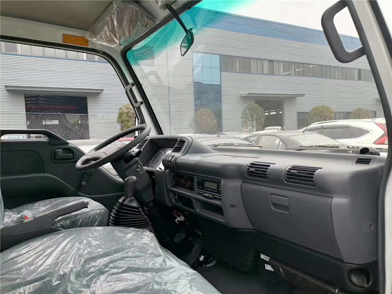 慶鈴五十鈴雙排冷藏車