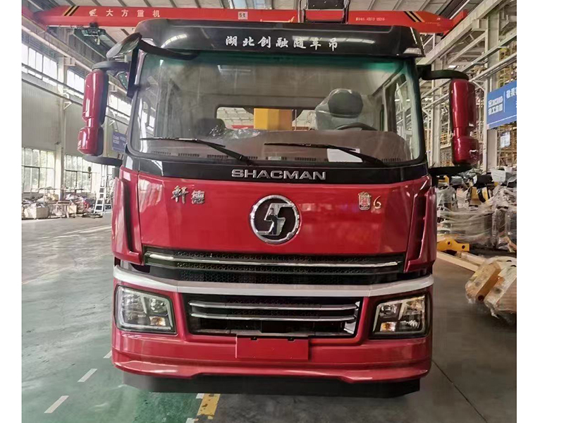 陜汽軒德后八輪