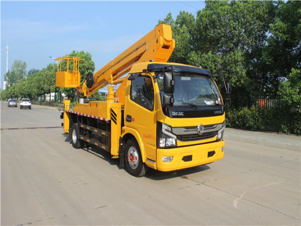 東風多利卡26米高空作業(yè)車